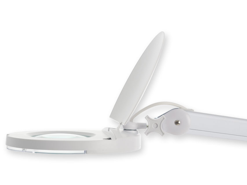 LAMPADA LED LUPA CON LENTE - su carrello